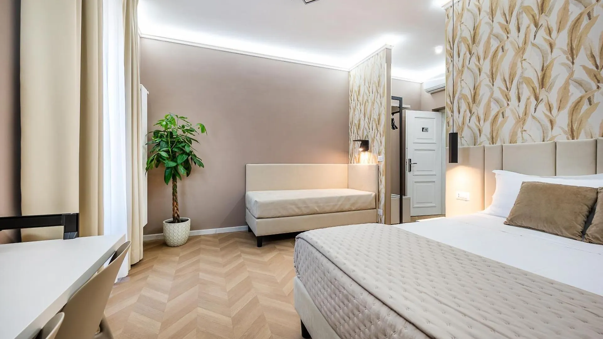 Colonna Inn Rome Guest house